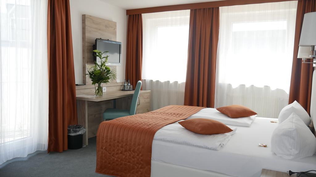 Komfort Hotel Ludwigsburg Exterior photo
